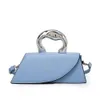 Высококлассная женская сумка Сумка Новый модный нишевый дизайн, портативная маленькая квадратная сумка, известная в Интернете, стильная сумка через плечо на одно плечо