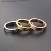 Anéis de casamento Moda aço inoxidável rosa ouro amor anel para casais homens CZ anel de cristal marca de luxo jóias presente de casamento Q240315