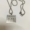 Pendentif Colliers Acier inoxydable Titanium Lettre Square Marque Collier Hip Hop Pull Chaîne Niche Design Charm Jewelr