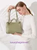 Bottgss Ventss Andiamo Umhängetaschen in Top-Originalqualität Online-Shop Teacher Handmade Woven Sheepskin Small Bow Tote Handheld One Should With Real Logo