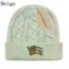 Yeni Tasarım Kapakları Beanie Kış Tasarımcı Şapka Kova Kapağı Mans/Kadın Mektubu UG Bonnet Moda Tasarım Örgü Şapkalar Sonbahar Yünlü Jakard Unisex Hediye D11