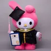 Stagione di laurea Kuromi Peluche Bambola Kuromi Melody Abbigliamento Laurea Dottorato Cappello Peluche Decorazione 35 cm