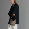 ショルダーバッグ女性ソフトPUレザーメッセンジャーバケツ財布とハンドバッグの脇の下