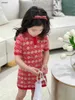 Luxuriöse Mädchenkleider, gestrickter Kinderrock, Prinzessinnenkleid, Größe 100–160 cm, Kinder-Designerkleidung, Logo, Jacquard-Babykleid, 24. März