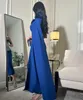 Robes de soirée élégantes courtes en crêpe bleu royal avec fleur faite à la main sirène une épaule fermeture éclair au dos robes de bal Robe de soirée robe de soirée formelle pour les femmes