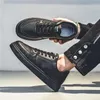 Scarpe casual da uomo primavera e autunno sneakers basse alla moda per tutte le partite Trend con la suola spessa