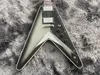Fabriksanpassad elektrisk gitarrflygning V Chrome -hårdvara