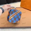 Torba do makijażu Mała kwadratowa torba 20 cm designerska worek na ramię podwójny kolor klasyczny wydruk złota sprzętowa metalowa torebka z regulowanym paskiem na ramię Crossbody