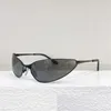 Металлические солнцезащитные очки в стиле солнцезащитных очков от мужчин и женщин, влиятельных лиц Instaram, в той же футуристической технике BB0315 89SR