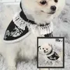 犬のアパレルペット服普遍的な快適で柔らかくタッチの簡単なファッション耐久性のある面白いケープアクリル繊維
