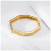 Bangle Arrivals Polygonform utredning av lyxlegeringslegering manschettarmband armband för kvinnor bra polerat uttalande