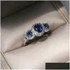 ウェディングリングクラシックカクテルジュエリー925 Sterling Sier Three Stone Blue Sapphire CZ Diamond Gemstones Party Women Engagement Ban DH63E