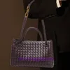 Design Bottgss Wents andiamo Chain Crossbody Bag dla kobiet modnych poziomych ręcznie robionych ręcznie tkanych torby damskiej swobodna duża pojemność singla z prawdziwym logo 73i1