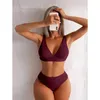 Seksowne bikini bikini stroju kąpielowe Kobiety Kobiet Solid Push Up Szybkość kąpielowa Kącik Bikini zestaw plażowy 240309