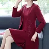 Vestidos casuales Traje de dos piezas Señora de mediana edad Temperamento Madre Jersey Vestido Trajes Otoño Cortavientos Abrigo Mujer Elegante Traje Tanque