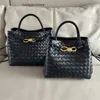 10A Bottegs Venets Originele Andiamo Bags2024 Spring Nieuwe koeienhuid Womens Handtas Grote capaciteit Forens schouder Crossbody met origineel 1: 1 logo