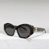 Moda tasarımcı kadın güneş gözlüğü klasik çokgenler kedi göz gözlükler retro küçük çerçeve gözlükleri açık plaj güneş gözlüğü