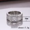 Anello in argento 925 placcato CZ con zirconi per le donne Anelli di fidanzamento con taglio principessa Imitare diamanti classici gioielli di lusso Anelli di anniversario Regali