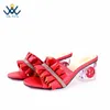 Kleidschuhe 2024 Quadratische Fersen Design Peep Toe Italienische Hochzeit und Taschenset in roter Farbe Mode Afrikanischer Slipper für Party