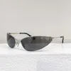 Металлические солнцезащитные очки в стиле солнцезащитных очков от мужчин и женщин, влиятельных лиц Instaram, в той же футуристической технике BB0315 89SR