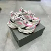 Paris Ten Generation Dads Shoes Womens mode slitna andningsbara tjocka sulor förhöjda explosiva gatan sneakers h3k7