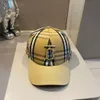 Кепка в полоску с блокировкой цвета Дизайнерская шляпа casquette роскошная бейсболка Женская шляпа Уличные кепки Классическая модная солнцезащитная кепка Спортивные кепки На открытом воздухе Подарок для путешествий хороший