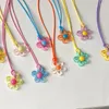 Collane con ciondolo Ins Collana dolce e colorata con grandi fiori vuoti per le donne Temperamento femminile Catena con clavicola Collo regolabile per studenti coreani