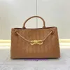 Top calidad original Bottgss Ventss Andiamo bolsos de hombro tienda en línea Diseño pequeño Primavera Nuevo Bolso de mano tejido de cuero con hebilla de cuerda de metal Uno con logotipo real