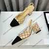 Dames Slingbacks Geklede Schoen Klassieke Dikke Hakken Sandalen Designer Slip On Slides Gewatteerde Textuur Gematelasseerde Elegante Bruiloft Schoen Zwart Roze Vrijetijdsschoen