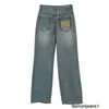 Jeans para mujer Versión alta principios de primavera 24SS bolsillo M6 letra etiqueta de cuero color degradado lavado jeans y pantalones de cintura alta CC32