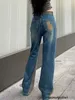 Jeans femininos versão alta CE Home 23 AutumnWinter New Yeast Stone Grinding and Drifting Back Bag Corte peças bordadas feitas à mão gato barba emendando jeans para mulheres