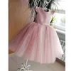 Elegante korte roze peuter bloemenmeisjesjurken verjaardag tule mouwloze strik parels prinses bruiloft jurk voor kinderen baby 240309