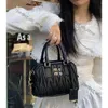 Miumiubag Matelasse Большая сумка для боулинга с фирменной этикеткой Кошельки Сумка на плечо Женский мужской дизайнерский кошелек Crossbody Square Genuine333