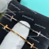 2024Bracelets à breloques Desginer Tin Luxury Tifco Version corps nu minimaliste et exquise Bracelet essentiel avec visage souriant pour les créateurs de tendances t Home