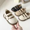 Babyschoenen 12-15.5cm 2022 Nieuwe Lente Herfst Meisjes Schoenen Platte Lederen Prinses Schoenen Effen Kleur Kids Gilrs dansschoenen Eerste Wandeling 240315