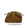 Luxe Designer Bottgss Ventss Pouch draagtassen online winkel 2024 Zomer Nieuwe Cloud Bag Koeienhuid Dames Effen Kleur Trendy Eén schouder met echt logo