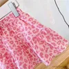 Zestawy odzieży Summer Girls Suit 2022 Spring Fashion Nowe dziewczyny Pink Lopard Print High talia Top +spódnica dla dzieci