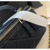 Sac de créateur Femmes Maquillage Classique Mode Cosmétique Zipper Tronc Diamant Treillis Luxe Cuir Couture Français Bandoulière Tendance Pack Valise Portefeuille Bourse