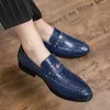 Scale Pattern Men's Black Formal Leather Shoes Business Low-Top Men's Shoes off Banquet Embossed Loafers Men's Shoes