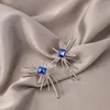 Pendientes de tuerca de gama alta para mujer, diseño Irregular de mariposa, aro de moda para el Día de Acción de Gracias, Navidad, joyería