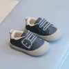 First Walkers Toddler Everyday Shoes Soft Anti-Slip Shoes Children Boys Comfortable Leather Sneakers Fashion Cartoon Single Shoes 240315