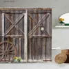 Douchegordijnen Vintage Houten Deur Douchegordijnen voor Badkamer Decor Retro Boerderij Schuur Wiel Bloemen Bord Licht Moderne Tuin Huis Muur Hangend Y240316