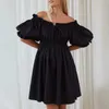 Robes décontractées de base Été couleur unie plissée Mini robe mode une épaule hors épaule lanterne Sle robe douce femmes à lacets robe ample NewC24315