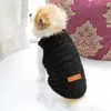 犬のアパレル秋/冬の暖かいベルベットベストソリッドカラーウインドプルーフペットソフトアウトドア子犬服居心地の良い厚いテディのパーカー