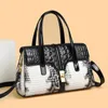 Schoudertassen Damestas Vintage en luxe handtas 2024 Ly Trendy Alligator Messenger