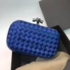 Minaudière à nœud de créateur FEMMES Pochettes Tissage de soie Stretch Box foulard minaudière en cuir intreccio Compartiment unique Fermeture à cadre magnétique Muse laiton