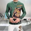 Herrtröjor tröjor höst och vinter lyxig leopard vintage tryckt borstat kashmir rund hals t-shirt för mens långärmad casual tröja J240316