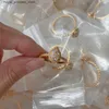 Bröllop smycken set klassiska och högkvalitativa europeiska nya varumärkes smycken zirkonhänge lyxguldhalsband design europepp q240316