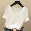 2023 Ny Ice Silk Stickwear Loose V-Neck Backed Black T-shirt Kort ärmkvinnor Solid Color Instagram Trendy Spring and Autumn Seasons tunna