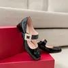 Chaussures décontractées en cuir bicolore, petit cuir, mode rétro, mignon, tempérament délicat, confortable, printemps et automne 2024, 0118